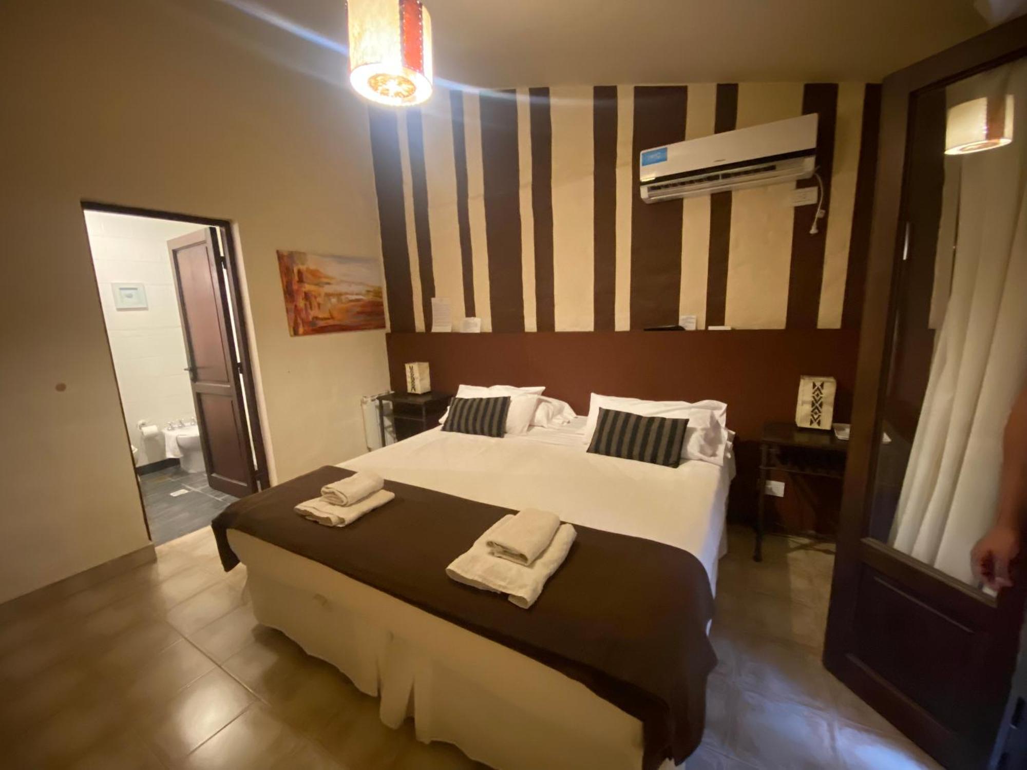 Hotel Las Chirimoyas 살타 외부 사진